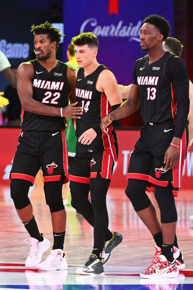 巴貝爾嗤笑圖赫爾回應馬特烏斯！解釋拜仁高薪補償款！.