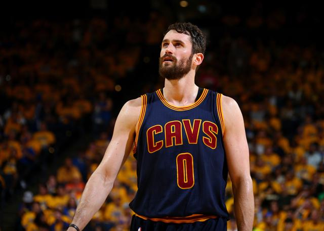 [天下足球]连胜终结 勒沃库森战平多特蒙德.