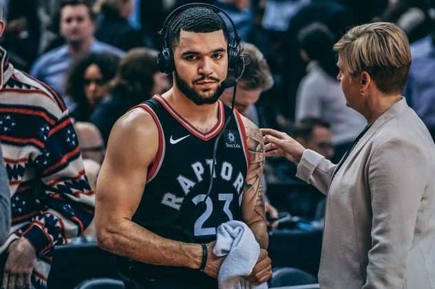 巴斯勒：埃姆雷-詹漫不经心根本不像队长，丢球前不冲刺回追